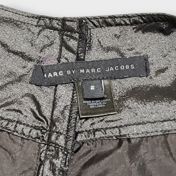 Marc by Marc Jacobs Black Satin Shorts High Rise Pleated Wide Leg Sz 2 Modern - Picture 5 of 11